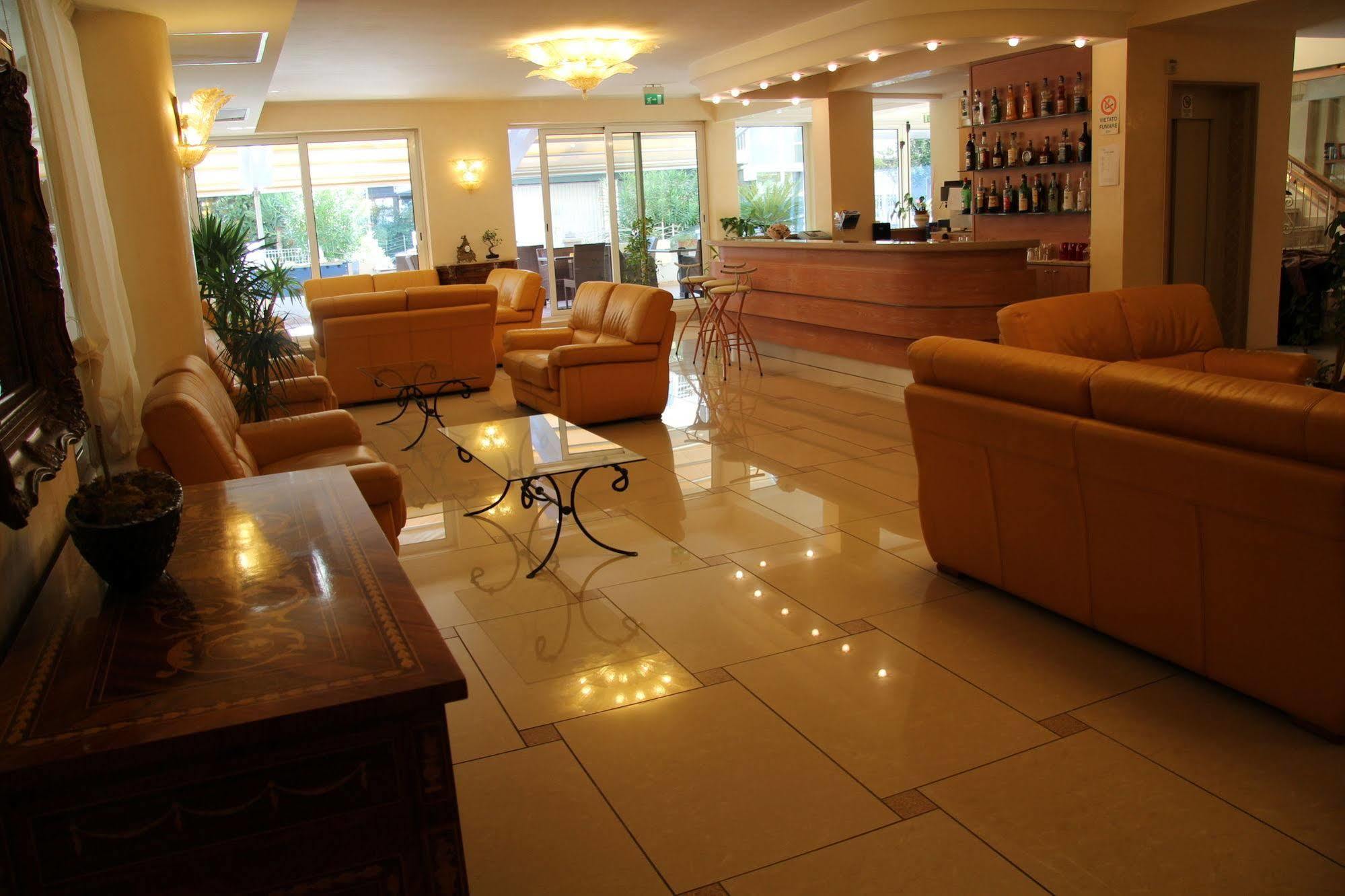 Hotel Elisir Rimini Exterior foto